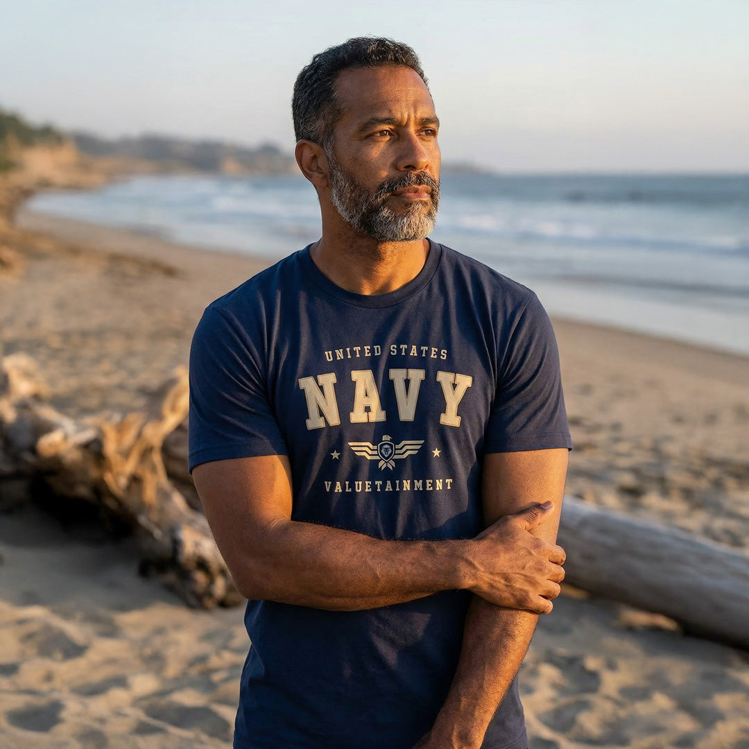 【新品未使用】SOUVENIR SHIRT NAVY 2 Future Looks Bright US Navy Short Sleeve T-Shirt – Valuetainment Store