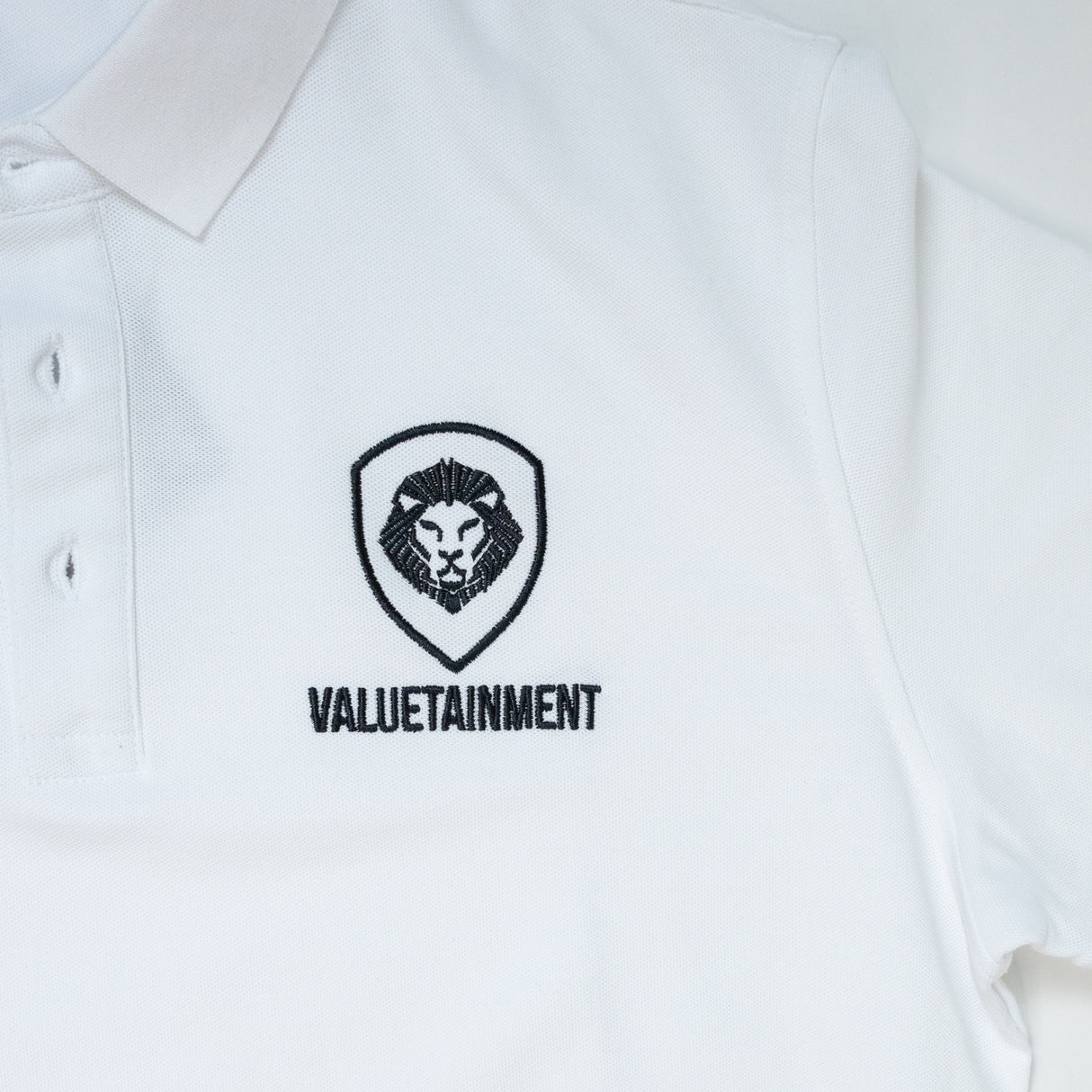 Valuetainment Polo - White